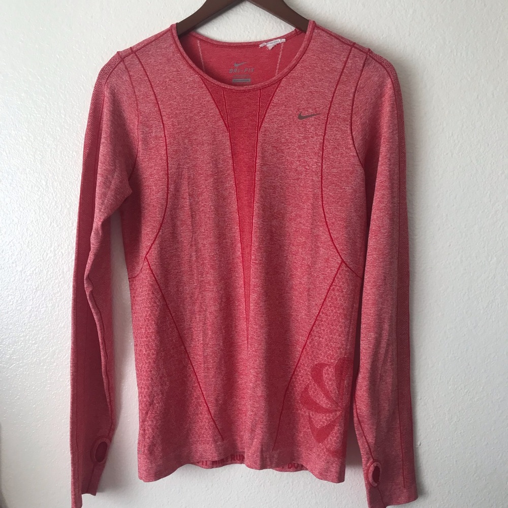 Nike Dry-Fit LongSleeve Pullover